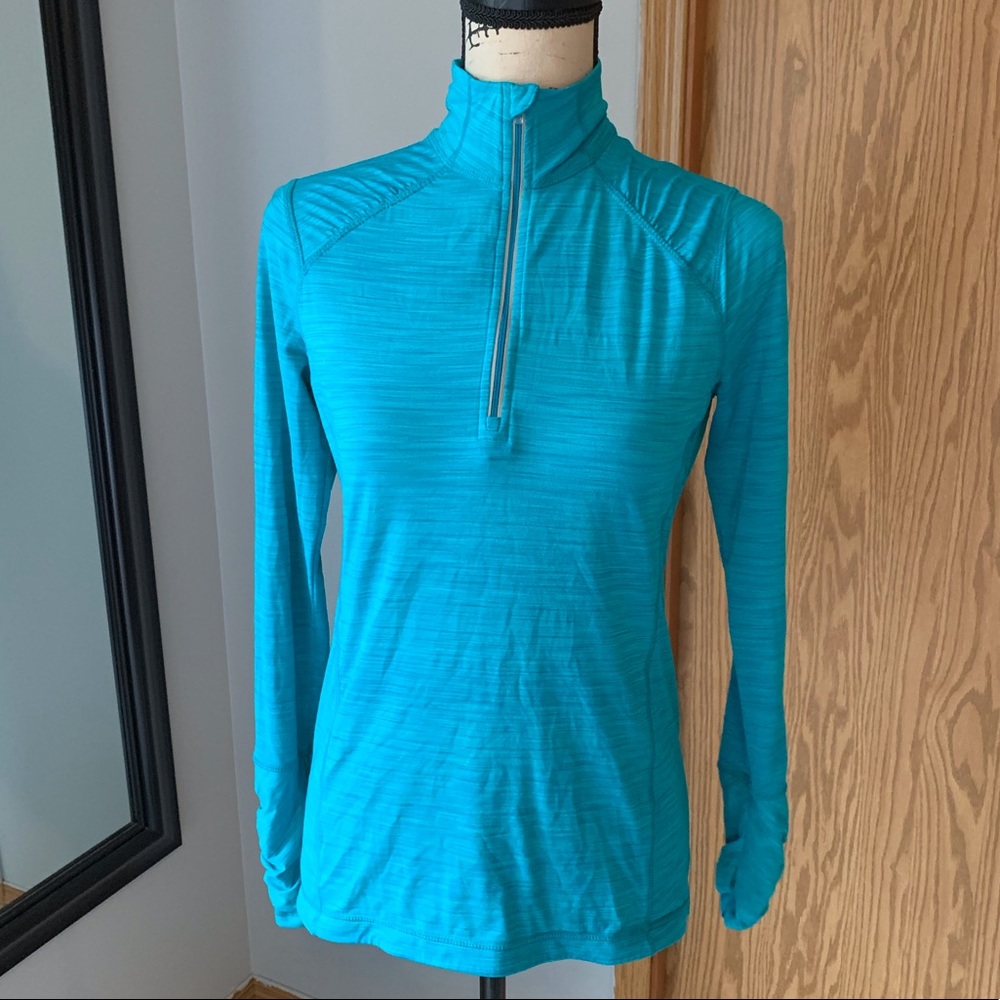 Costco activewear long sleeve with thumb holes